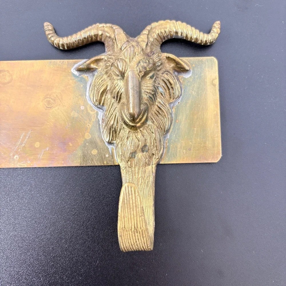 Pier 1 Vintage Brass Ram Goat Head Wall Hook Coat Rack 18.5